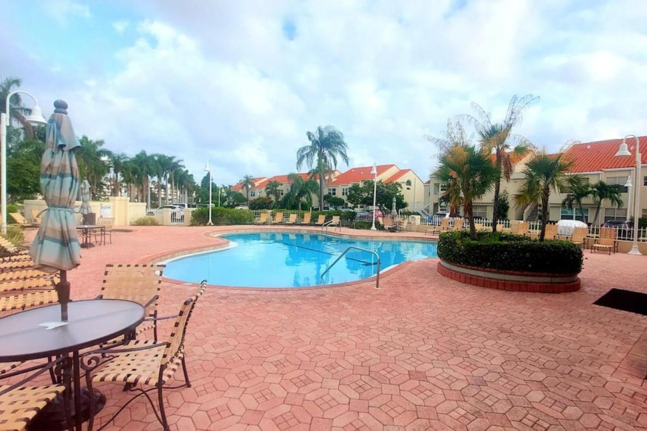 Paradise Sol 2Bd2Ba Condo On Golf Course Near Bch Sint-Petersburg Buitenkant foto