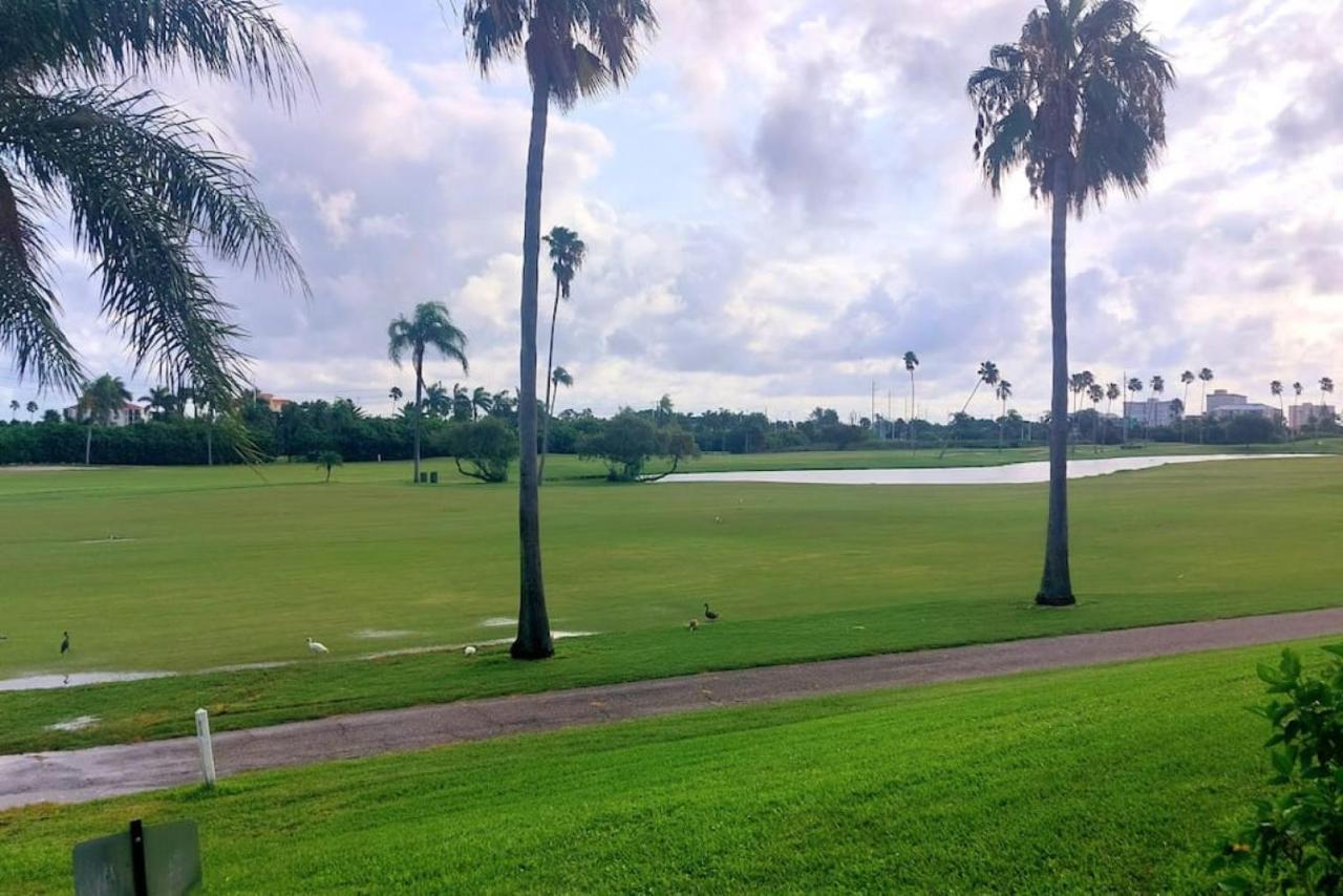 Paradise Sol 2Bd2Ba Condo On Golf Course Near Bch Sint-Petersburg Buitenkant foto